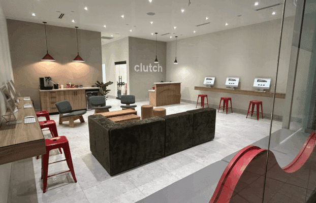 Clutch.ca Launches First-Ever Customer Hub at CF Markville Mall